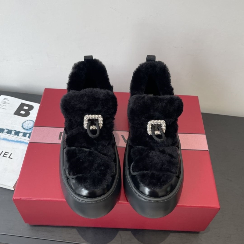 roger u1u1er boots